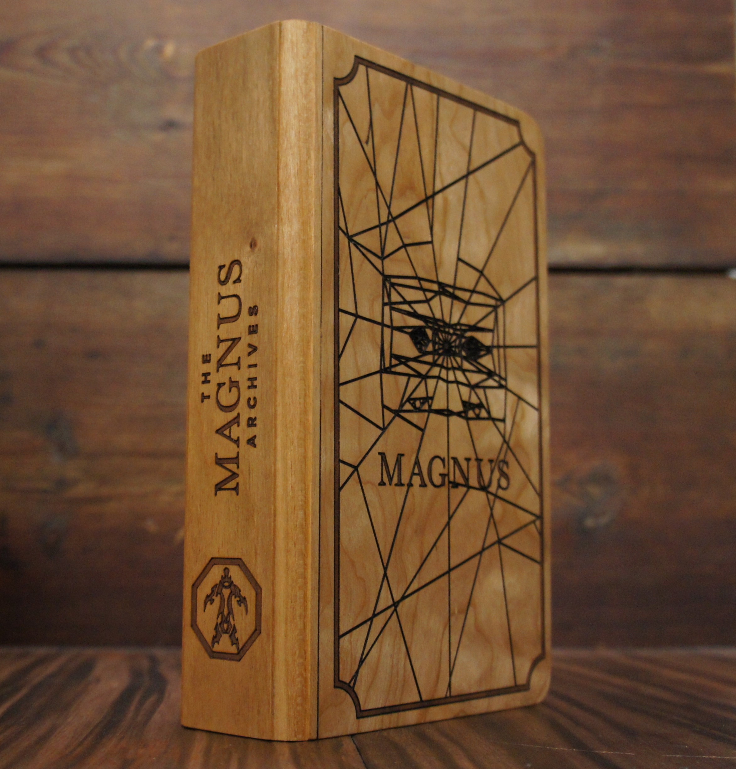The Magnus Archives Chronicler – Dice Storage, Tray & Tracker Board